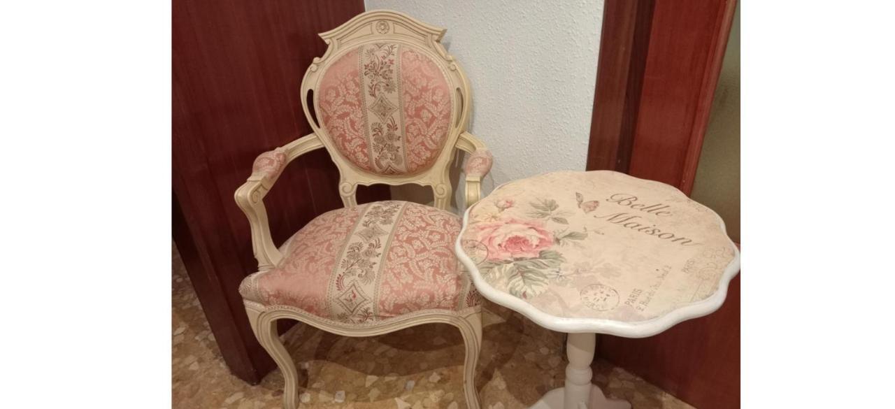 ולנסיה City Center Homestay מראה חיצוני תמונה